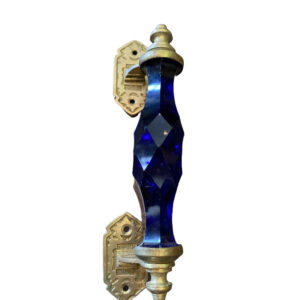 Poignée de porte en zamak et verre bleu