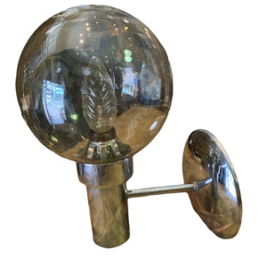 Globe en metal chromé et en verre / Wereldbol in verchroomd metaal en glas / Globe in chromed metal and glass